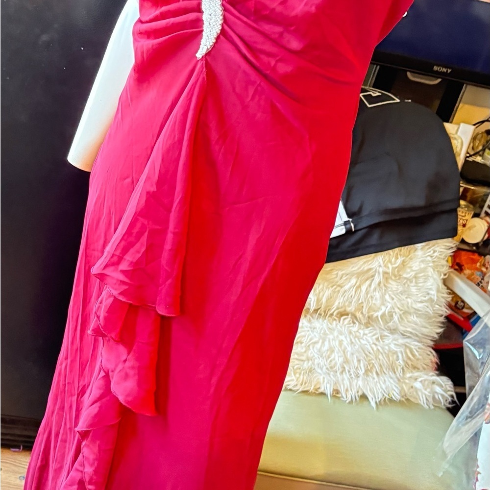 Milano Red ruffle dress - Picture 11 of 13